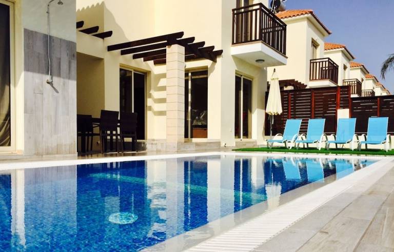 House Protaras