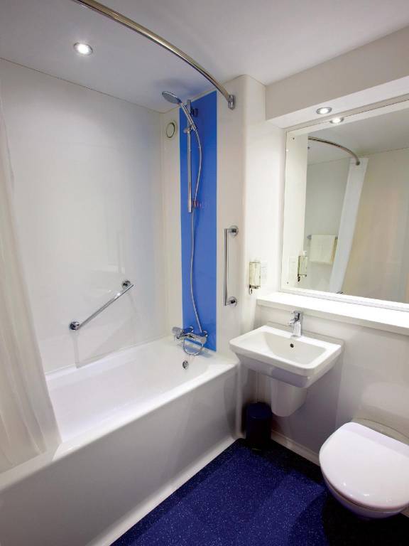 Travelodge Dundee — photo 4