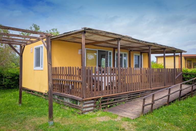 Bungalow 'Sole2' with Shared Pool, Private Terrace and Air Conditioning in Bibbona