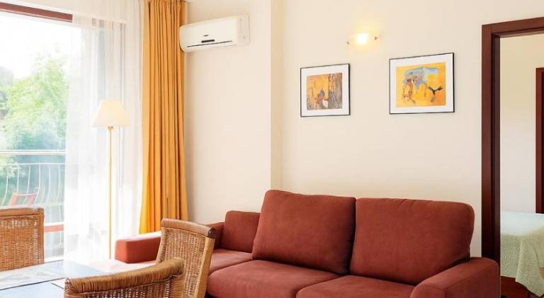 Apartment with pool in Sunny beach