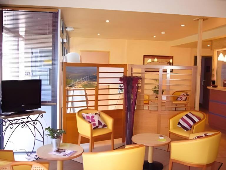 B&B HOTEL Rodez Bourran — photo 4