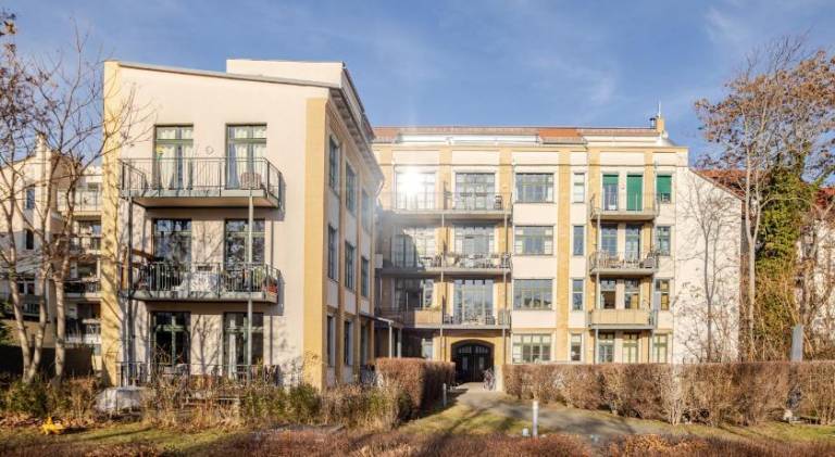 EDLER WOHNRAUM Loft im Graphischen Viertel 2 SZ mit Balkon, Kaffeevollautomat, Klima, Lift & Tiefgar — photo 5