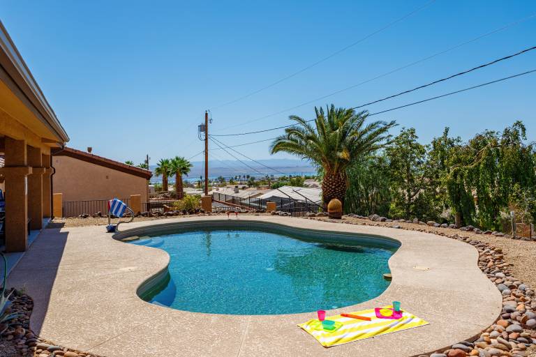 Child-friendly house with BBQ & private pool | Pets allowed — photo 4