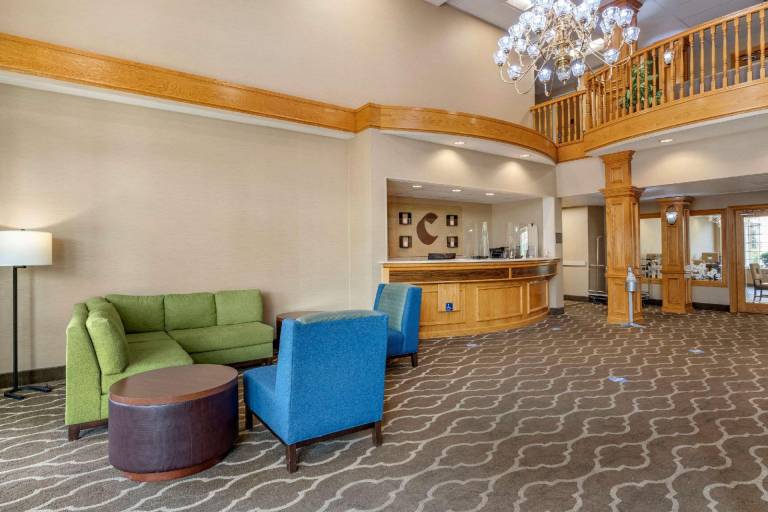 Comfort Suites Salem — photo 5