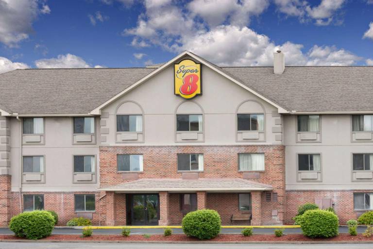 Super 8 By Wyndham Morgantown — photo 5