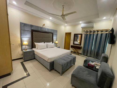 Infinity Hotel