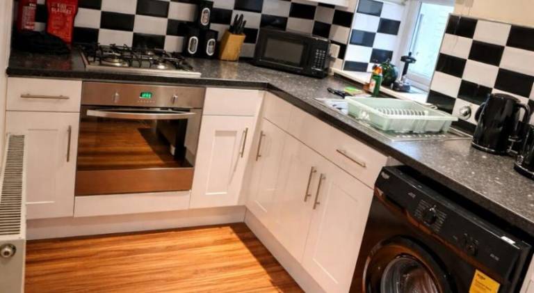 Holiday apartment with 2 rooms for 4 persons — photo 3