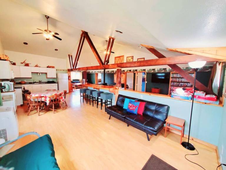 Apartment Forks