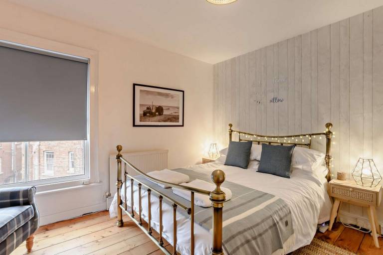 Apartment with 2 rooms for 4 persons — photo 4