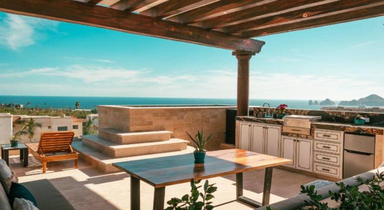 Ample villa with BBQ, garden & private pool | Pets allowed — photo 3