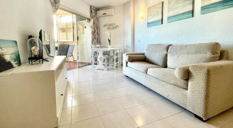 Holiday apartment with patio, pool & barbeque — photo 4