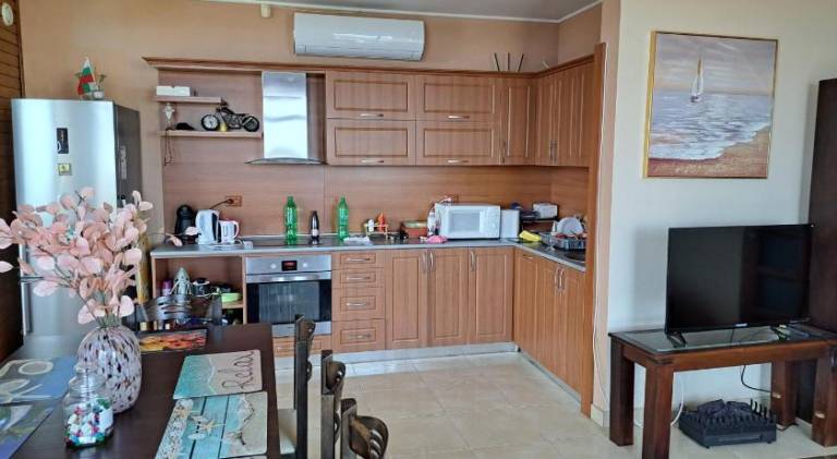 Beautiful villa with patio, barbeque & yard | Dogs allowed — photo 4