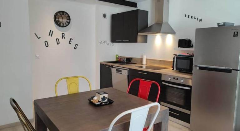 Apartment with 1 room for 4 persons — photo 3