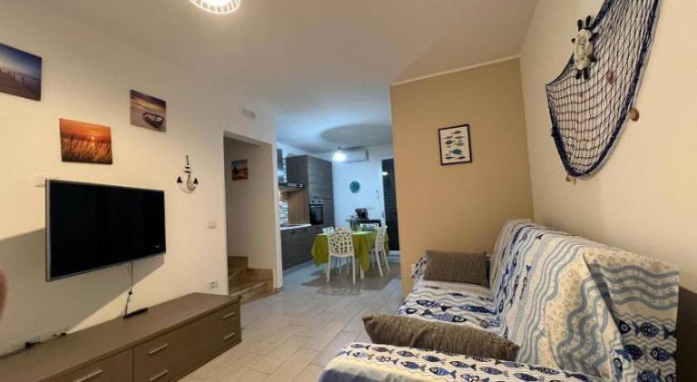 Apartment with 1 room for 5 persons — photo 2