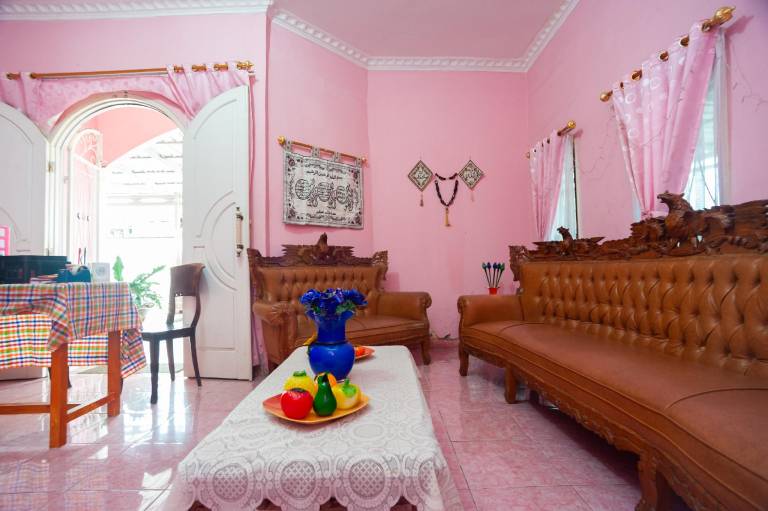 RedDoorz near Palembang Airport 1