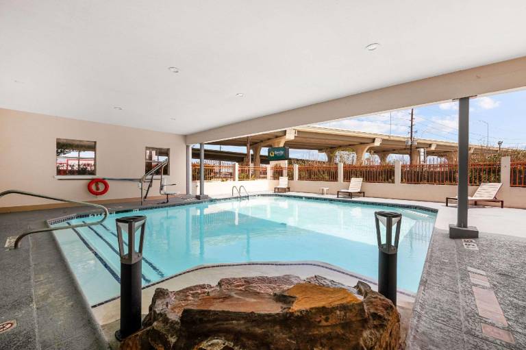 Quality Inn & Suites Houston Northwest Cypress