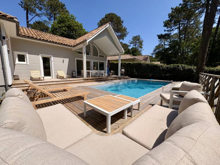 Belle Villa 6 personnes avec piscine à Biscarrosse Golf (230) in Biscarrosse