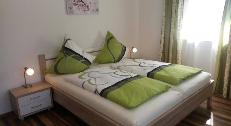 Rental apartment with garden, patio & BBQ | Suitable for remote work | Dogs allowed in Passau