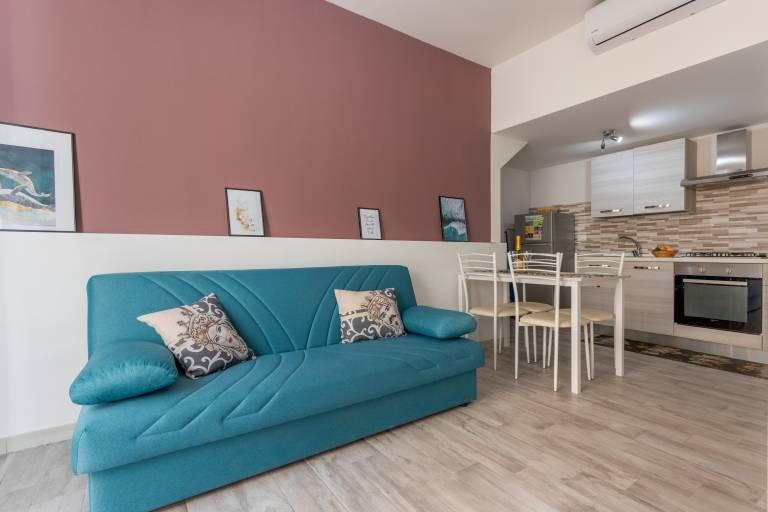 Apartment 'Casa Genziana' with Sea View, A/C & Wi-Fi in Trapani