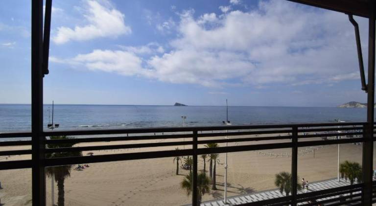 Holiday apartment with patio in Benidorm