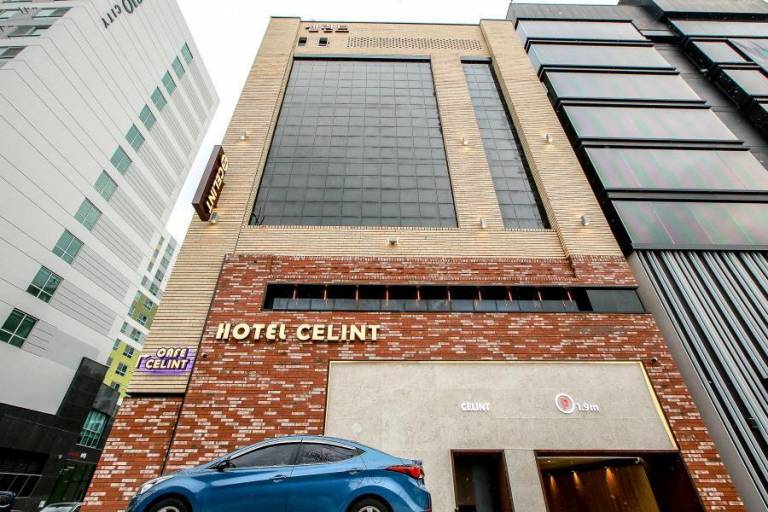 Motel Sinchon-dong