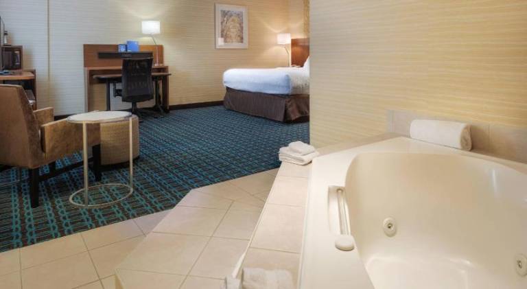 Fairfield by Marriott Inn & Suites Belleville — photo 3