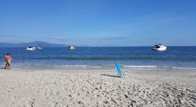 Rental apartment with 2 rooms for 5 persons in Florianópolis