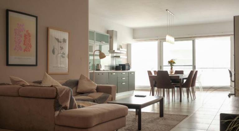Fully equipped holiday apartment with patio | Beach nearby | Good for workation | Pets allowed — photo 2
