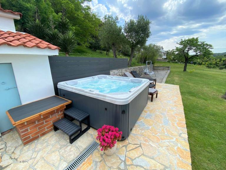 Tolles Ferienhaus in Supetarska Draga mit Garten — photo 5