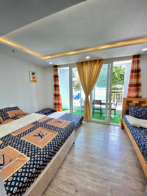 House with 3 rooms for 15 persons — photo 2