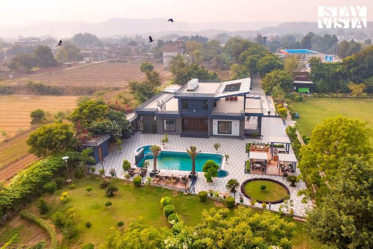 Villa Alampur