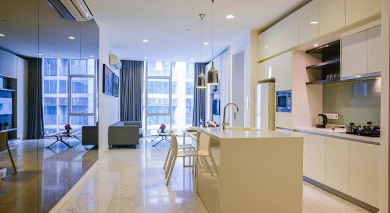 Serviced apartment with pool, patio & yard | Near Petronas Towers — photo 3