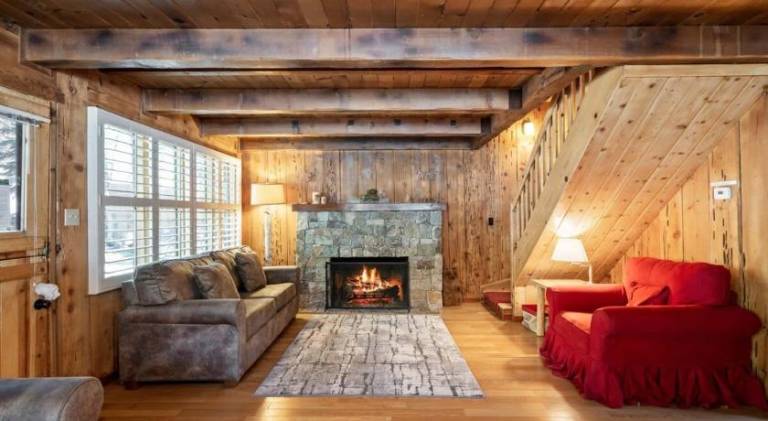 House with barbeque & garden in South Lake Tahoe, CA