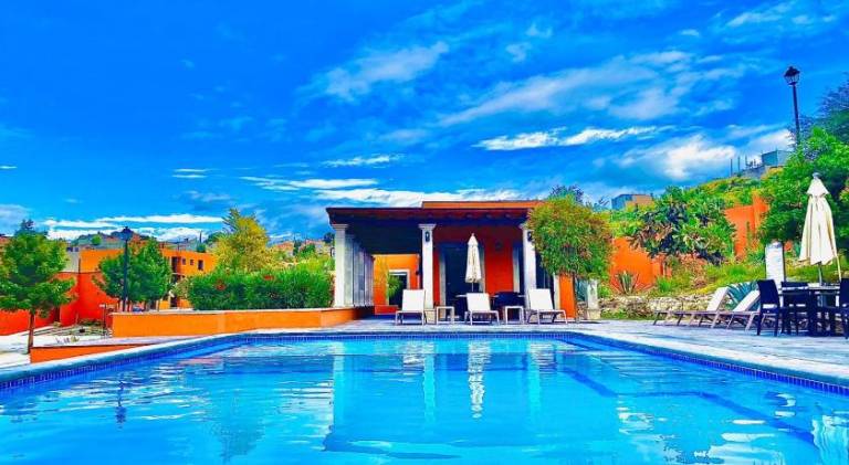 Rental apartment with pool in Guanajuato