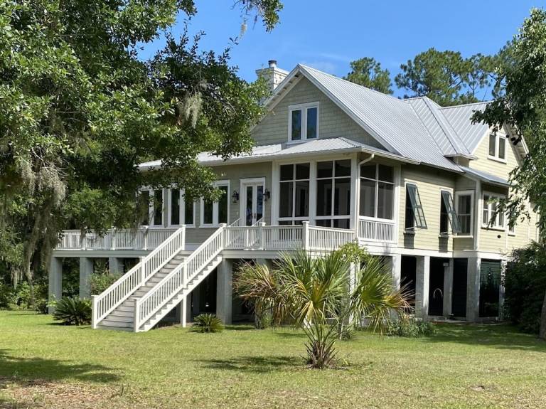House  Saint Helena Island