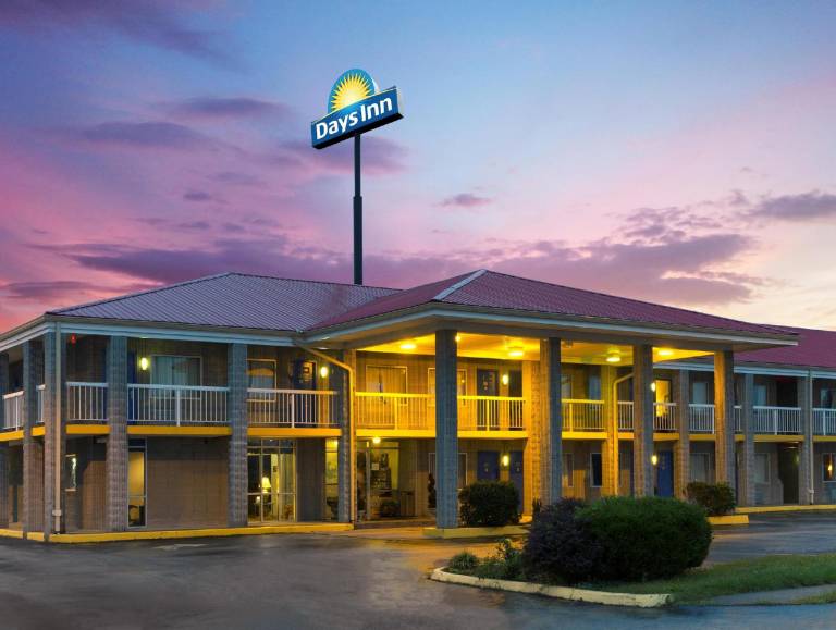 Days Inn by Wyndham Richmond in Richmond, KY