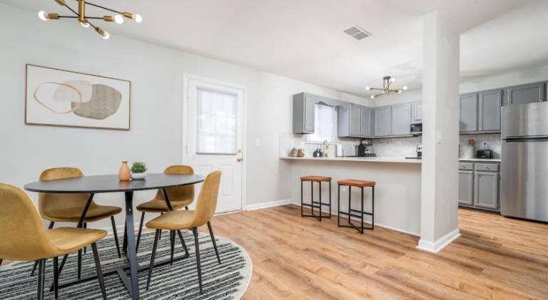 Rental apartment with 2 rooms for 4 persons — photo 3