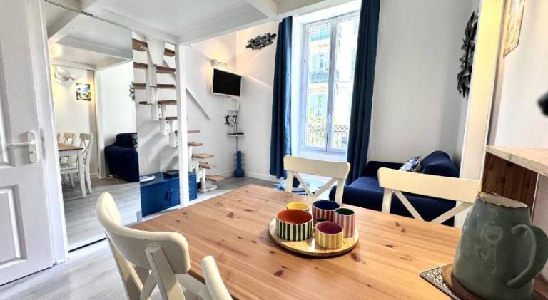 Holiday apartment | Next to Place Masséna in Nice