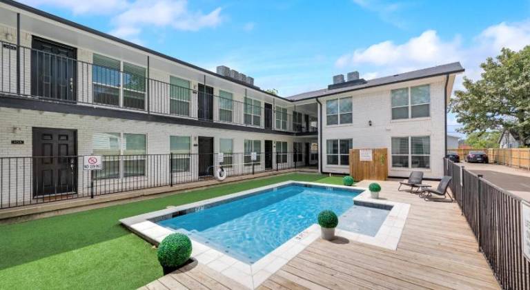 Lovely rental apartment with pool | Pet-friendly — photo 3