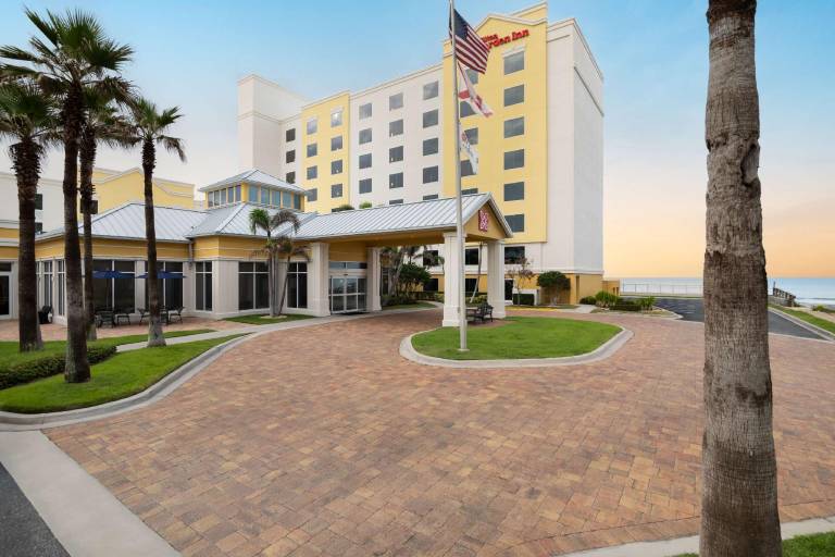 Hilton Garden Inn Daytona Beach Oceanfront — photo 5