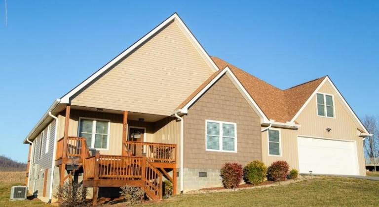 House with 4 rooms for 10 persons in Henderson, NC