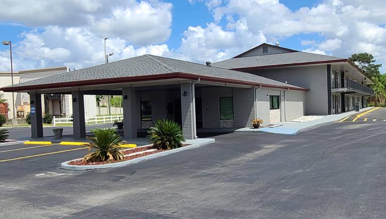Red Roof Inn & Suites Thomasville in Thomasville, GA