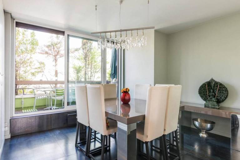 Fully equipped rental apartment with jacuzzi & barbeque | Next to Arc de Triomphe | Pets are welcome — photo 3