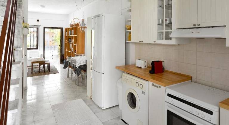 Fully equipped house with terrace | Beach nearby | Perfect for remote work | Pets allowed — photo 3