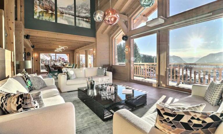 Chalet, Ground floor, terrace, balcony, fireplace or stove, 483m², Les Gets in Les Gets
