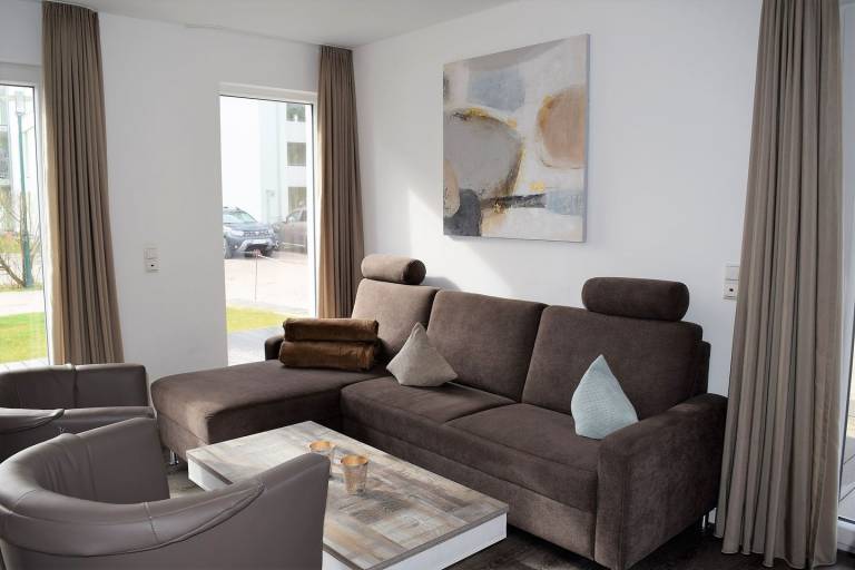 Modernes Ferienhaus, Kamin, Sauna, Süd-Terrasse, Loggia mit Meerblick, Haustiere — photo 2