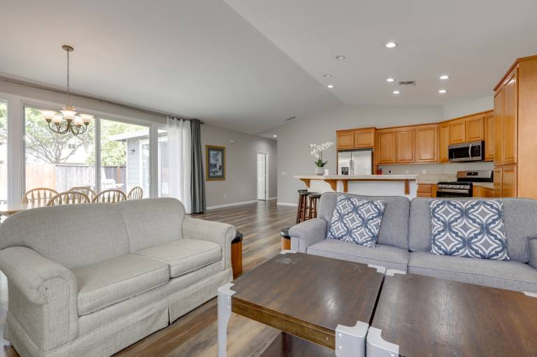 Quiet & Convenient! Santa Rosa Family Home w/ Yard — photo 3