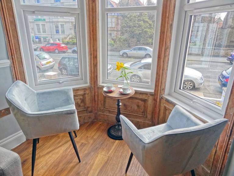 Apartment with terrace — photo 4