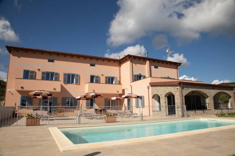 Holiday Apartment "Antichi Ricordi - La Stalla" with Terrace, Shared Pool & Wi-Fi — photo 2