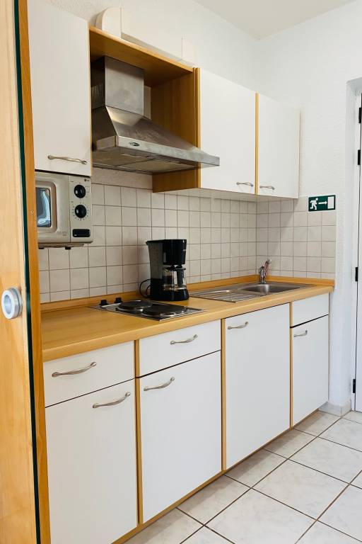 One bedroom apartment near beach Cove Pribinja, Hvar (A-24171-b) — photo 2